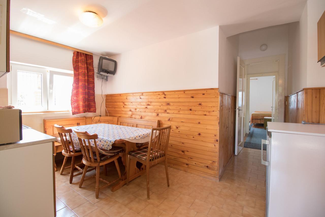 Apartments Josip By The Sea Novi Vinodolski Buitenkant foto