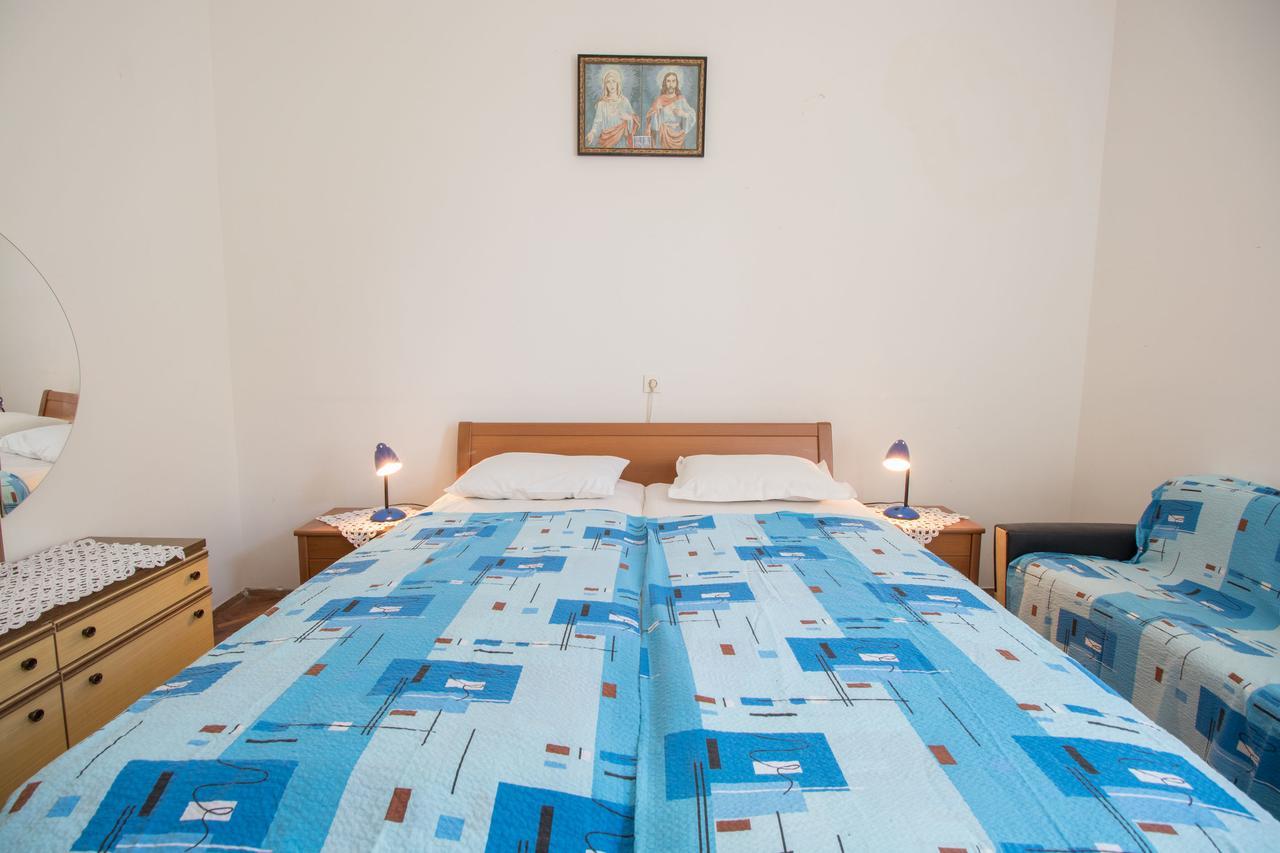 Apartments Josip By The Sea Novi Vinodolski Buitenkant foto