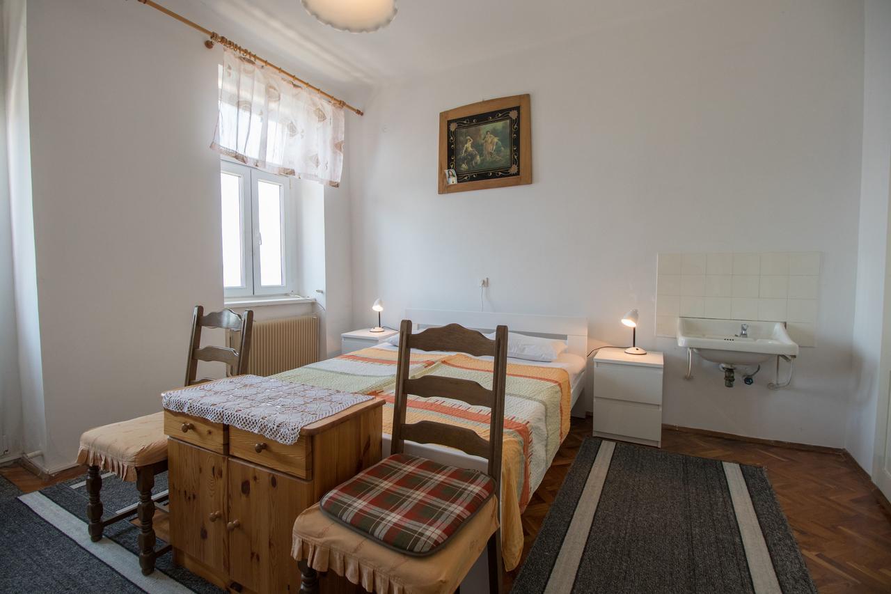 Apartments Josip By The Sea Novi Vinodolski Buitenkant foto