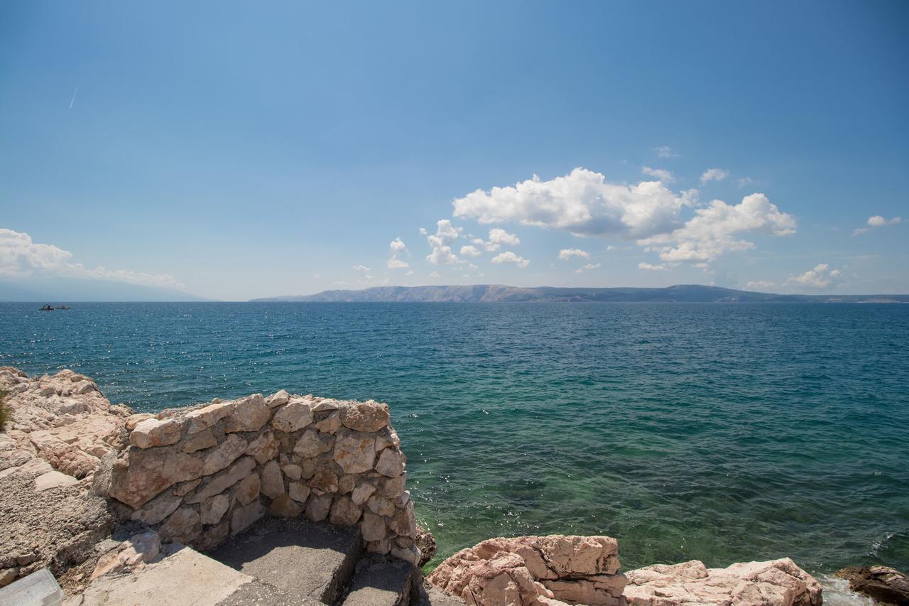 Apartments Josip By The Sea Novi Vinodolski Buitenkant foto